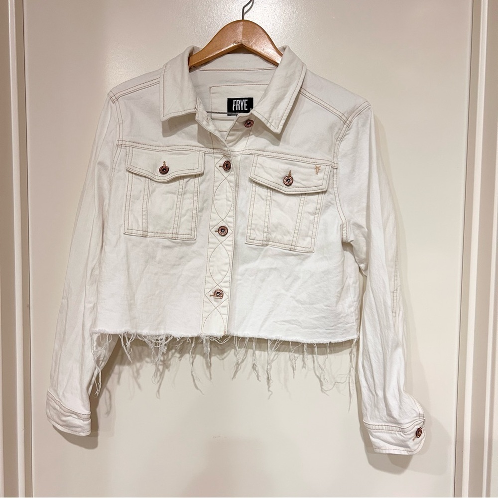 $159 Frye Cropped Raw Hem Denim Jacket Women Size M White Button Down excellent